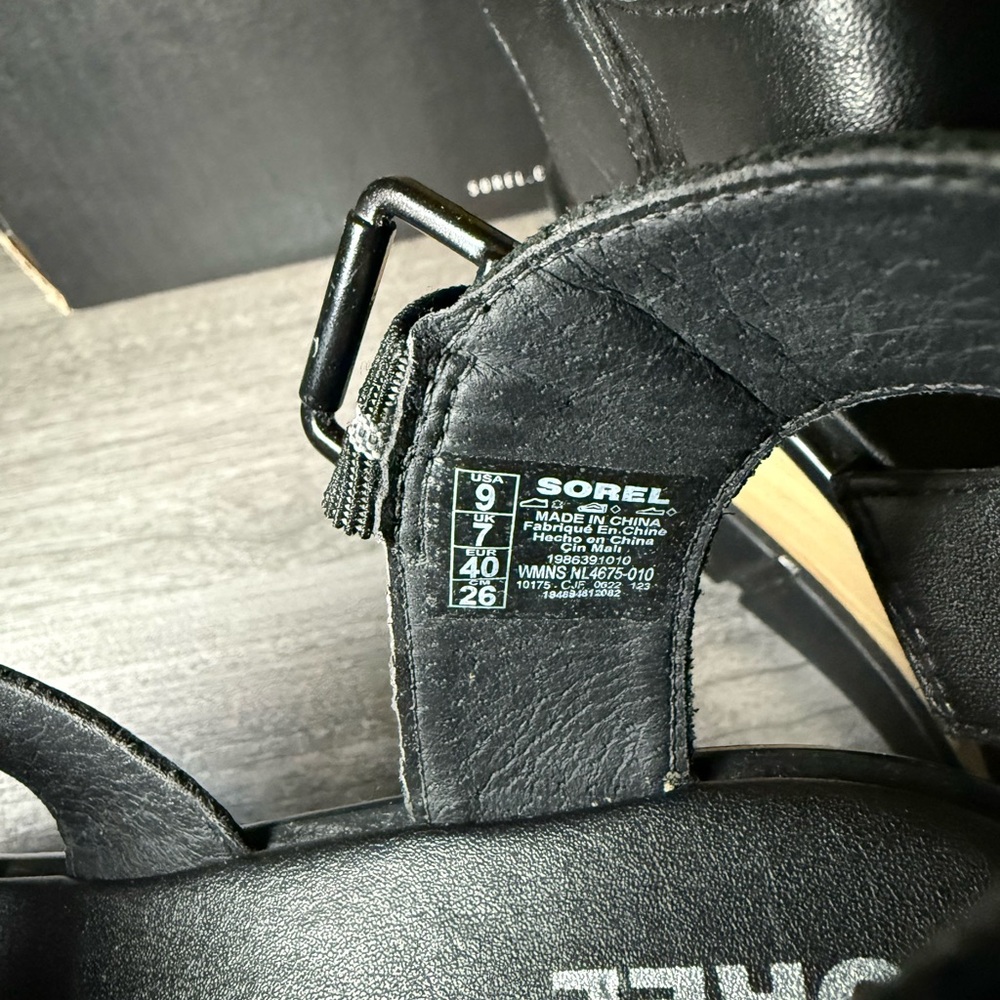 Sorel Black Leather Strappy Sandals Joanie III - Picture 3 of 3